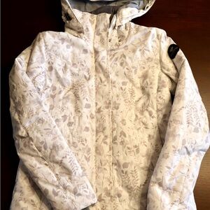 Obermeyer Women's Ski Jacket in Leaf Pattern